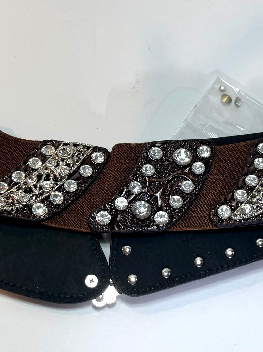 Crystal-Accent Brown Stretch Waist Belt